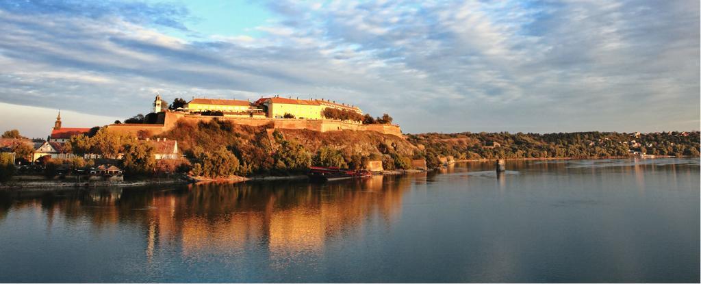 Apartment Riverside Gem Novi Sad Ngoại thất bức ảnh